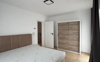 Casa individuala 114 utili 4 camere 2 bai si curte 215 mp in Selimbar - Poză 9
