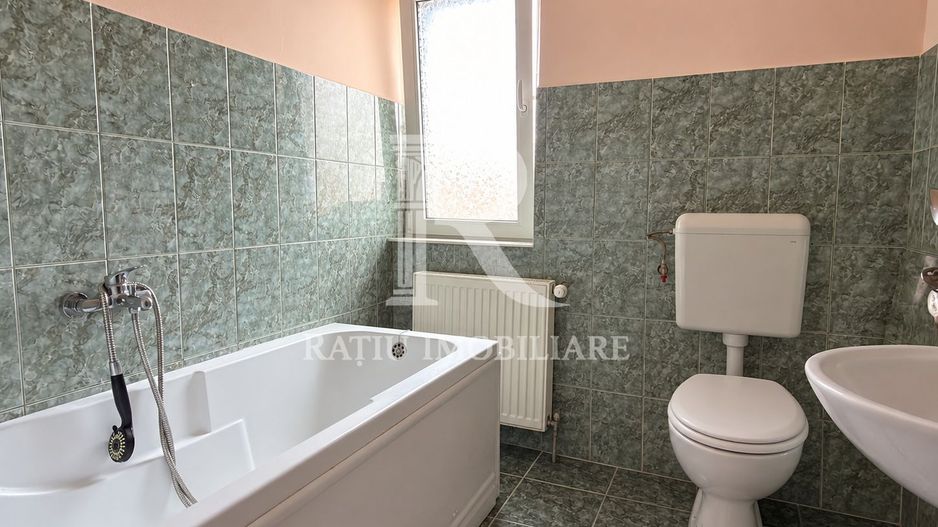 Casa independent energetic | Curte mare | Biharia | Oradea - Poză 15