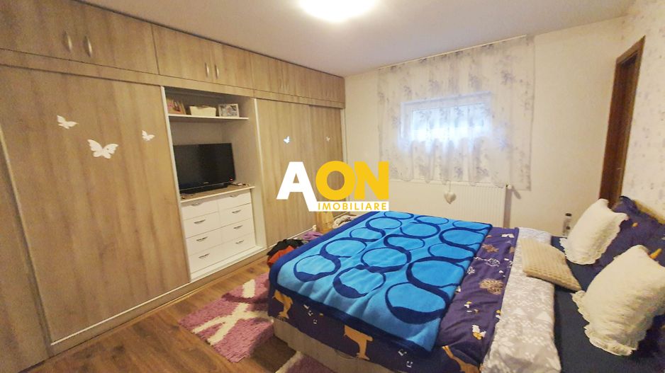 Casa pt 2 familii sau pt. clinica medicala, 8 camere, 486 mp teren - Poză 8