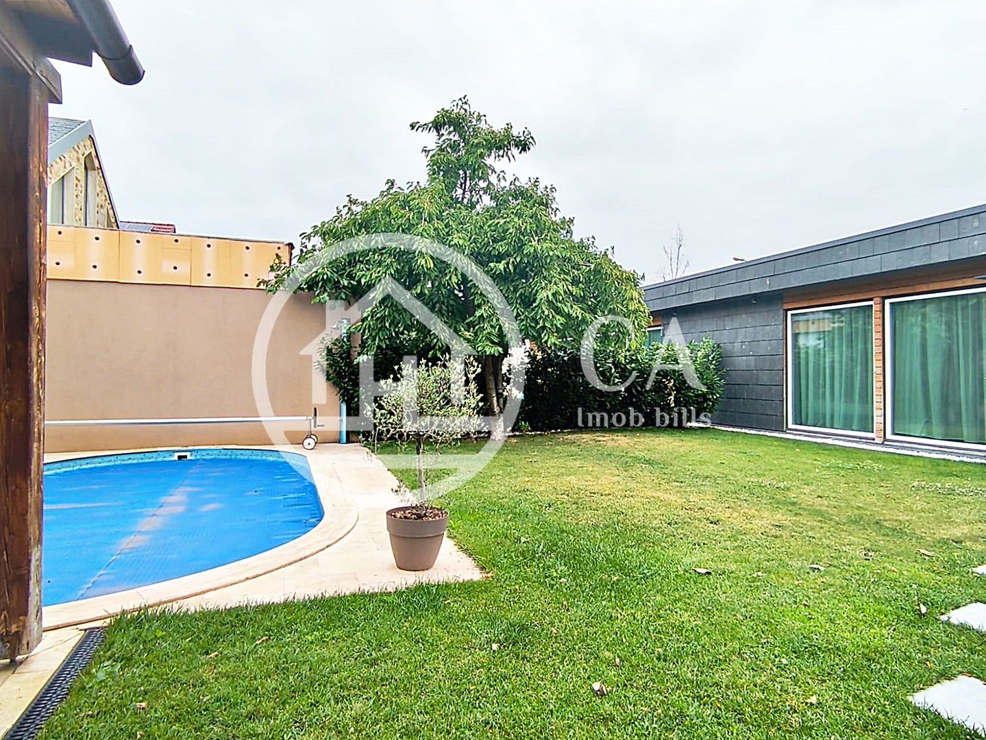 Casa de inchiriat cu 6 camere si piscina in Tineretului, Oradea - Poză 22