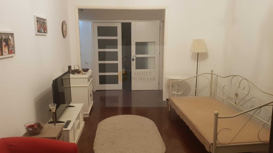 2 camere  | Piata Amzei  | Etaj 2  | Pretabil Airbnb - Poză 2