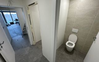 Spatiu comercial 421 mp - Poză 4