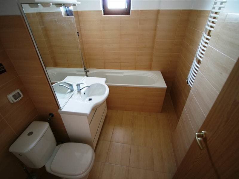 Apartament cu 2 camere de închiriat - Poză 10