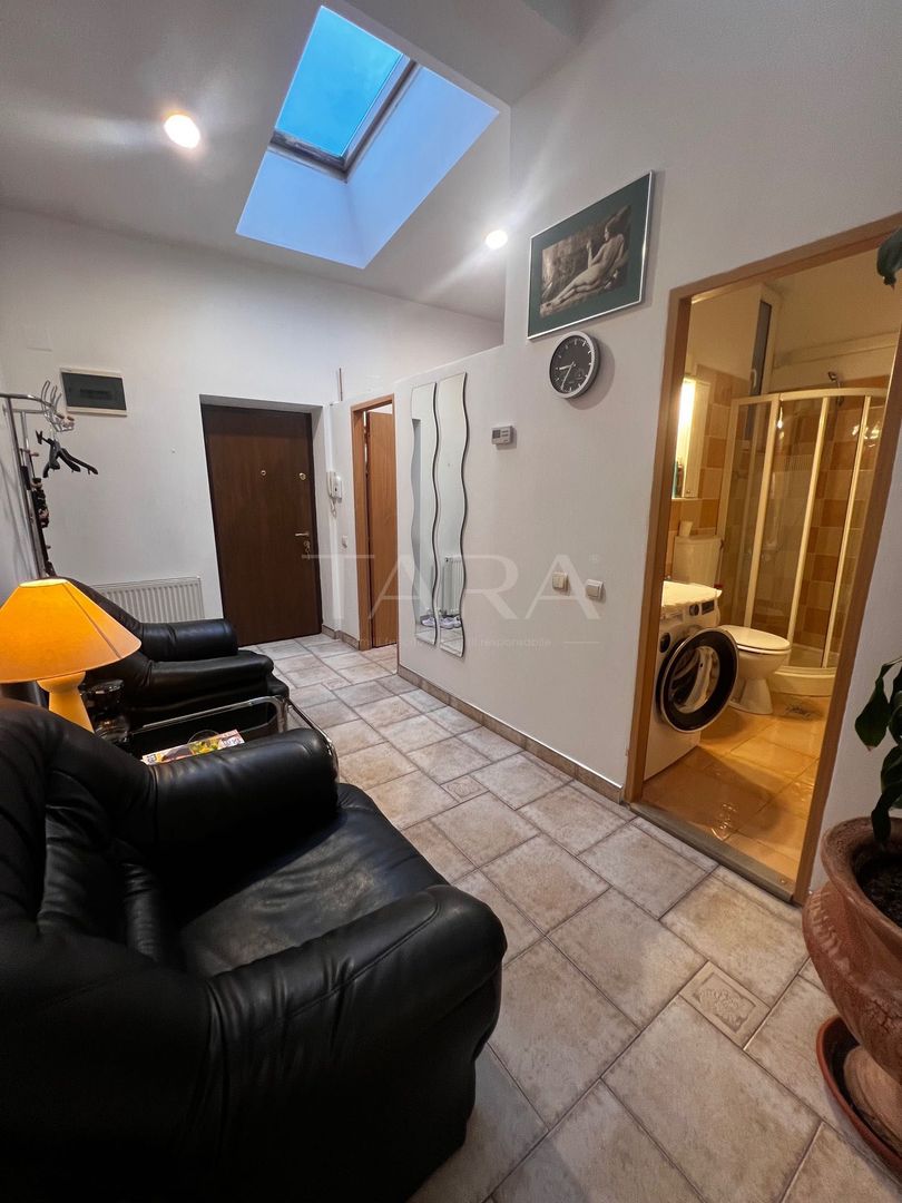 Studio confort sporit, centrul istoric, zona Rectorat UBB. - Poză 4