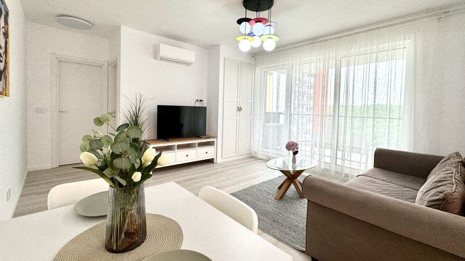 3 camere modern, vedere panormica spre pădurea verde, zona Lipovei - Poză 1