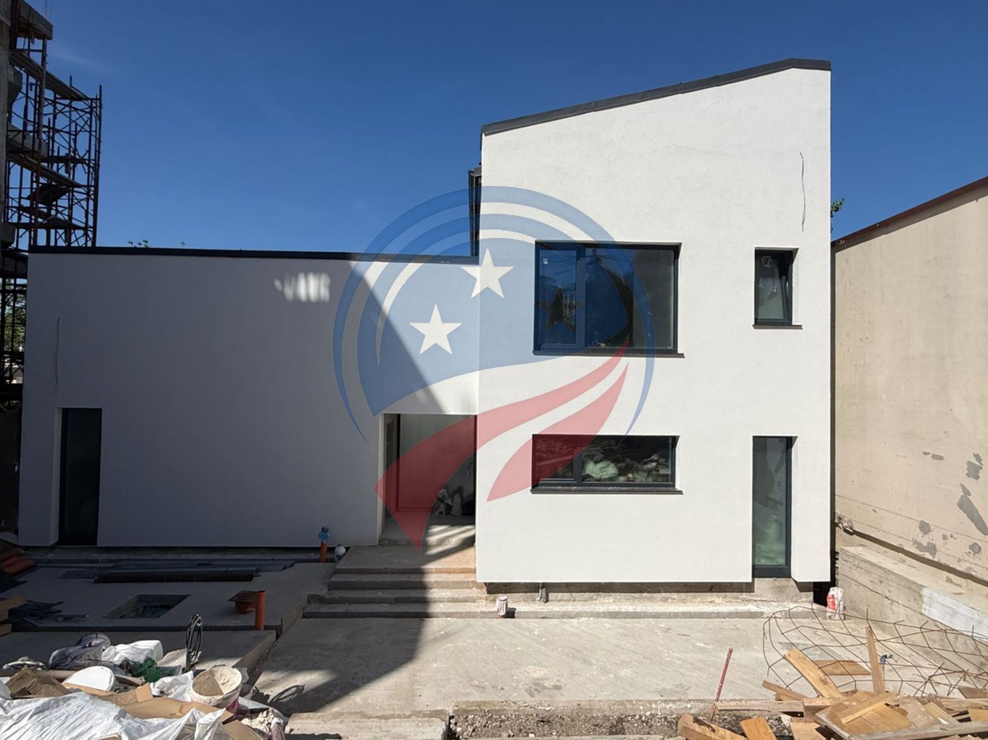 Vila de lux/ ultracentral/ Craiova - Poză 1