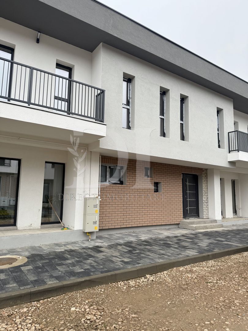 Casa finalizata 2025 108mp cu parcare si gradina  zona Terra - Poză 1