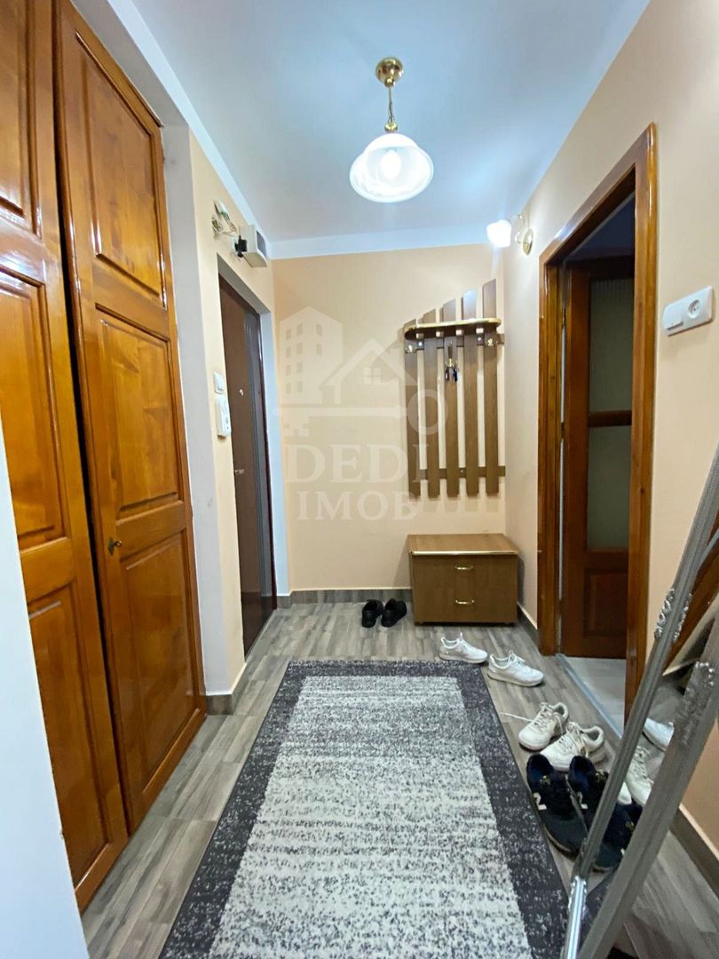Apartament 3 camere de inchiriat in zona Rogerius, Oradea - Poză 10