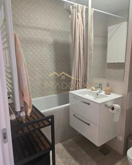 Apartament 2 Camere | Vedere Panoramică | Hils Pallady | Metrou la 50m | Parcare - Poză 10