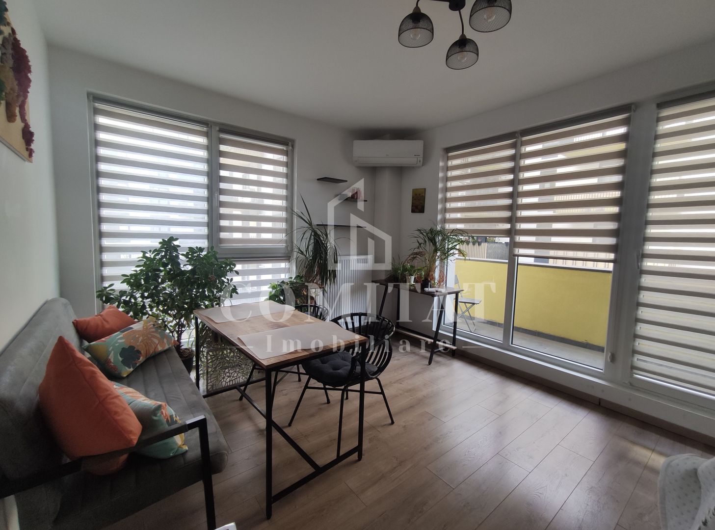 Apartament 2 camere  | etaj intermediar | Zona Centrala - Poză 2