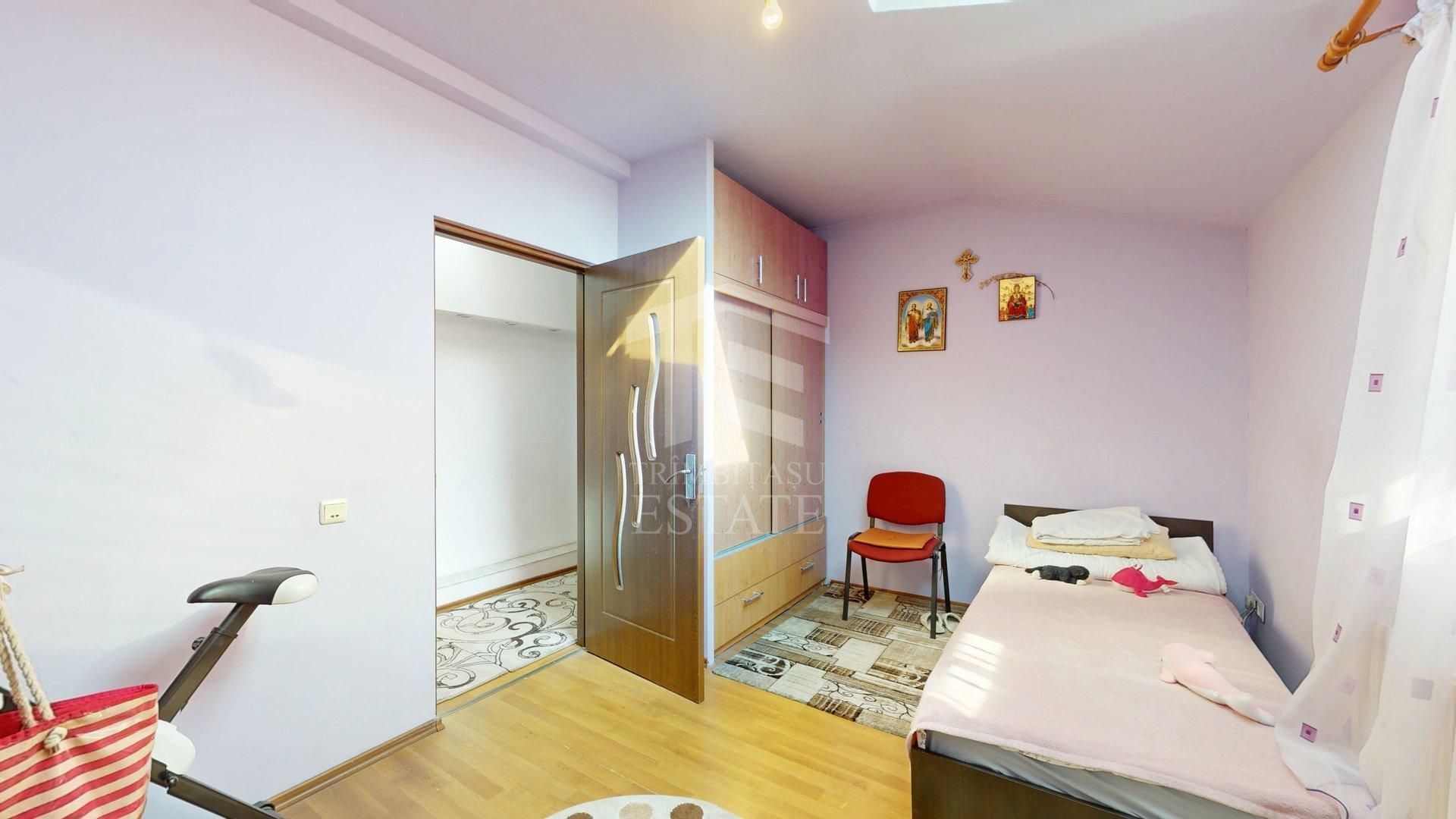 ANDRONACHE - Escalei | Casa individuala 9 camere | an 2014 | teren 260 - Poză 41