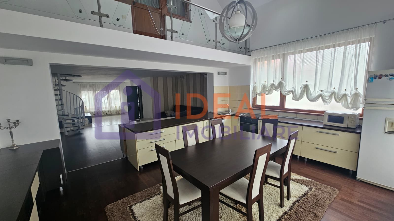 Casa Individuala cu 4 camere si garaj, zona Strand - Poză 5