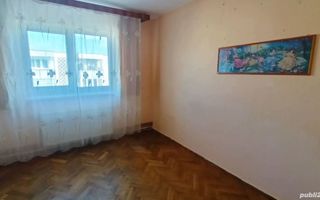 Vând apartament 4 camere/90 mp - Poză 2