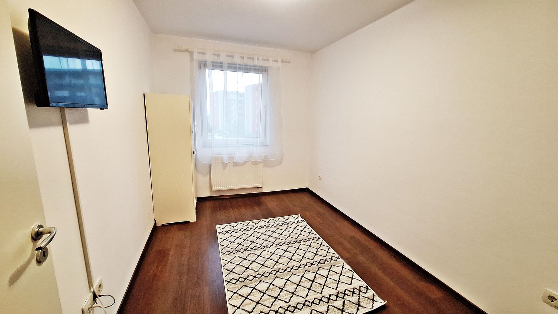 Avantgarden 3, apartament 3 camere mobilat/utilat, parcare, 550 euro - Poză 9
