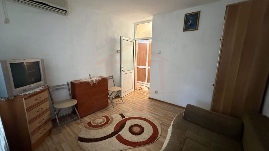 🏛️ De închiriat 2 camere, Micro 20, 350 euro/luna - Poză 6