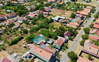 Casa în Curtici cu două corpuri de cladire, teren de 1080mp, comision 0 % - Poză 12