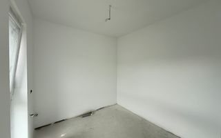 Casă individuală cu 699 teren la preț bun Chinteni - Poză 7