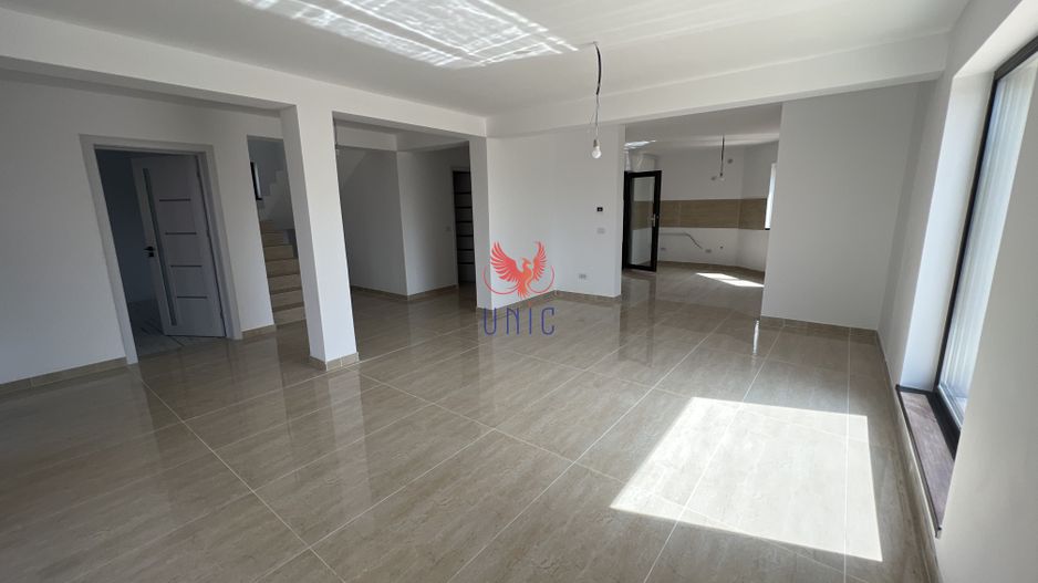 Vila la cheie P+1 zona Bordei - Poză 8