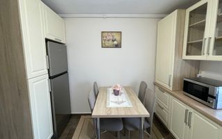 Apartament 3 camere de inchiriat | Parter | Zona Micro 16 - Poză 2