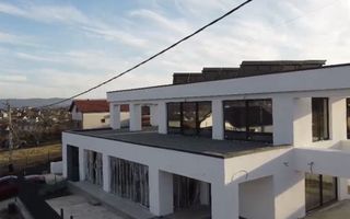 VILĂ superba – STIL MEDITERANEAN CU PRIVELIȘTE LA LAC - Poză 2