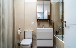 Plaza Mall-Lujerului, 2 camere, 60 mp, etaj 2,mobilat, parcare subsol, boxa