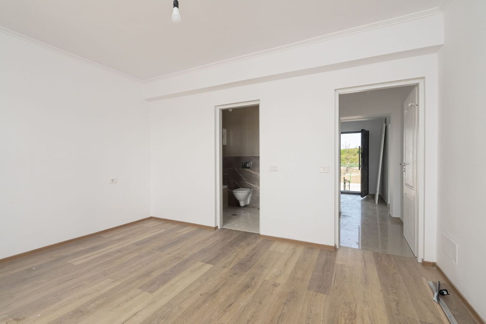 Refugiu Elegant lângă Pădurea Snagov: Casa Visurilor Tale (T2) - Poză 9