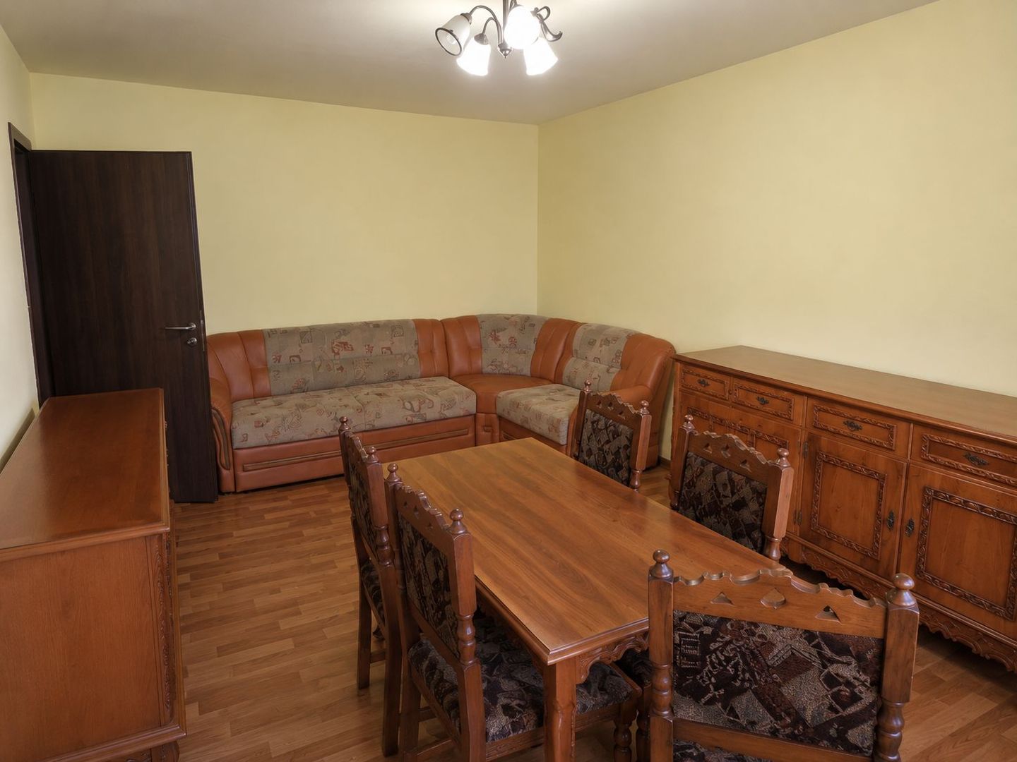 COMISION 0, Apartament 3 Camere,Decomandat, Etaj 3, Centrala, Aradului - Poză 8