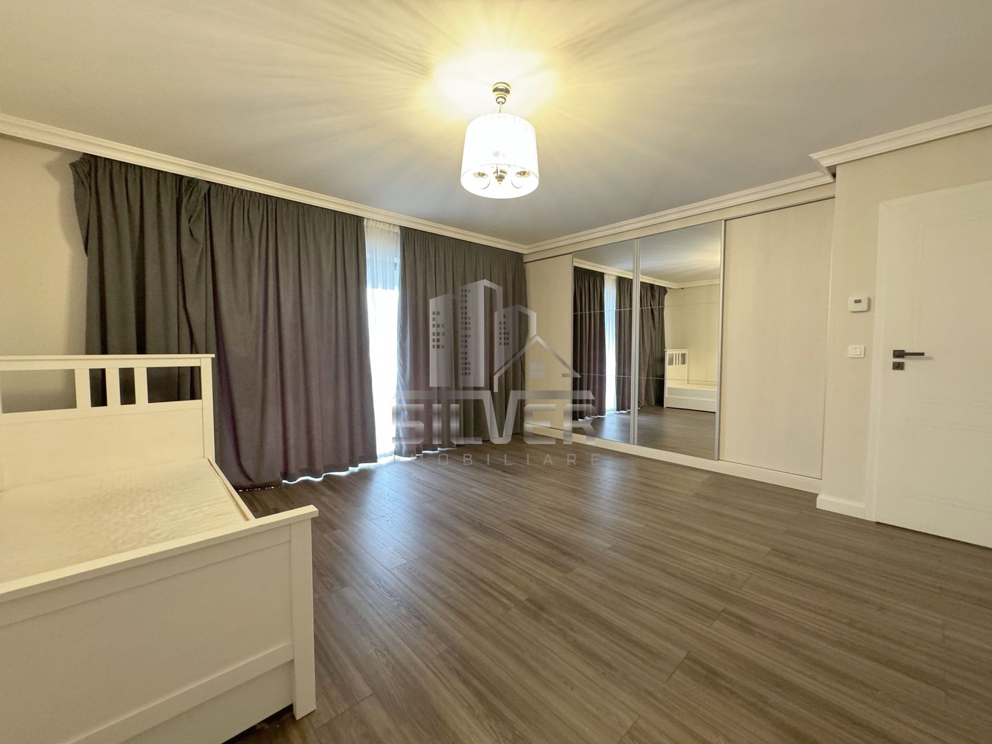 Casa moderna cu teren de 280 mp  la 5 minute de Vivo! - Poză 16