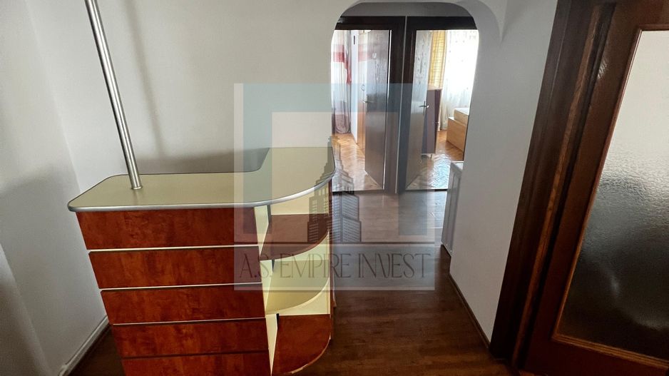 Apartament 4 camere mobilat/utilat - zona Grivitei - Poză 10
