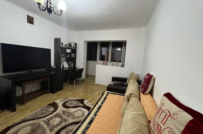 Apartament 3 camere modern BLOC REABILITAT | MILITARI | GORJULUI - Poză 1