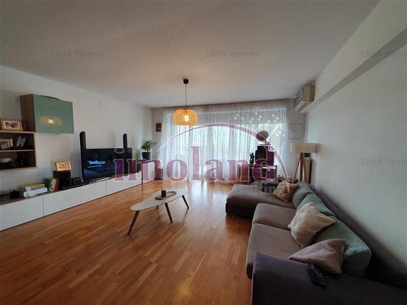 Inchiriere 3 camere cu terasa - Sisesti- ansamblul Green Lake - Poză 2