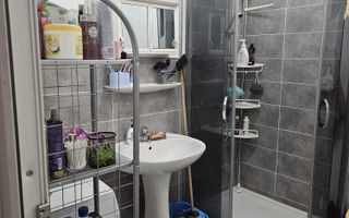 Apartament 3 camere 54 mp utili balcon si parcare privata Selimbar - Poză 11