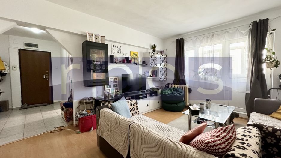 VANZARE 3 CAMERE | BLOC 1984 | METROU TITAN - Poză 2