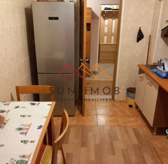 Apartament 3 camere, decomandat, central, renovat total, Campina - Poză 10