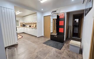 APARTAMENT DE ÎNCHIRIAT PREMIUM \4 CAMERE ÎN REȘIȚA \ZONA MICRO IV - Poză 2