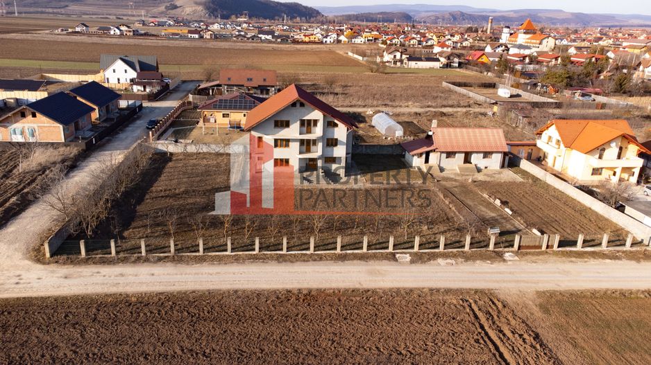 Casa cu teren 1500 mp in Harman - Poză 6