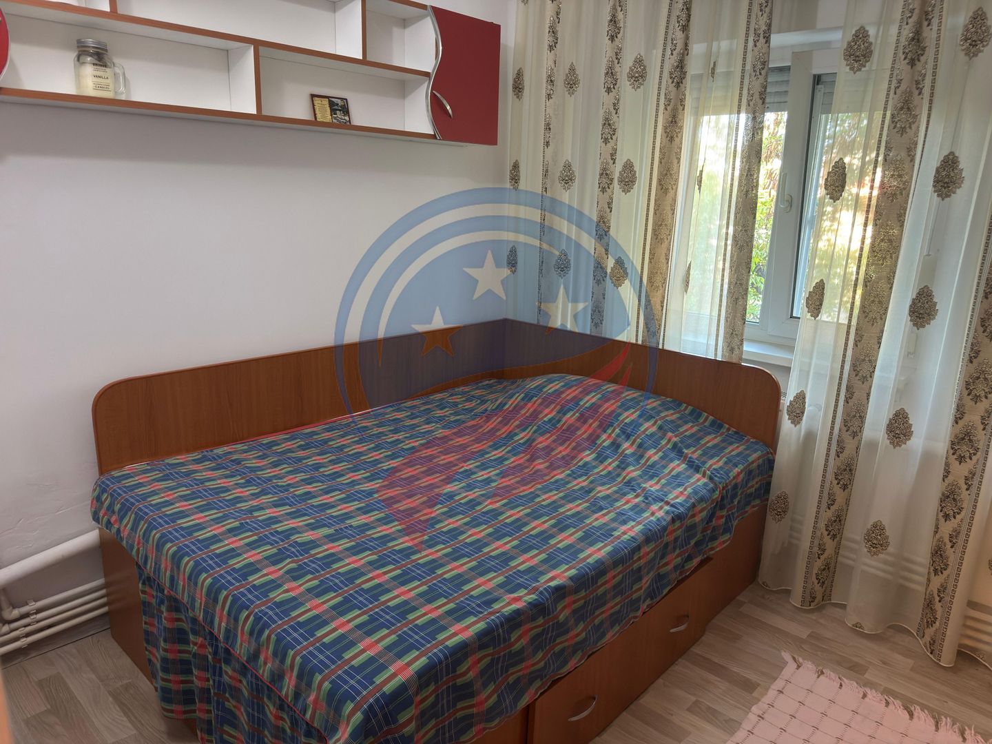 Garsonieră de 40 mp transformată în 2 camere – de închiriat - Poză 3