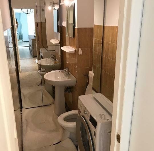 Apartament spatios Romana - Poză 12