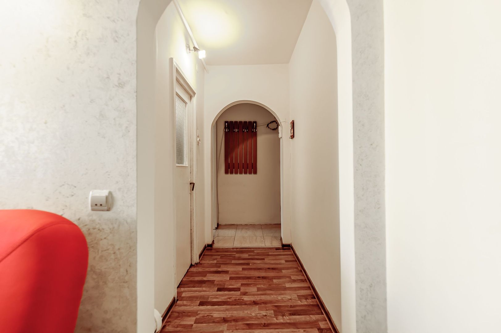 Apartament 3 camere luminos Aurel Vlaicu str Fluturilor - Poză 6