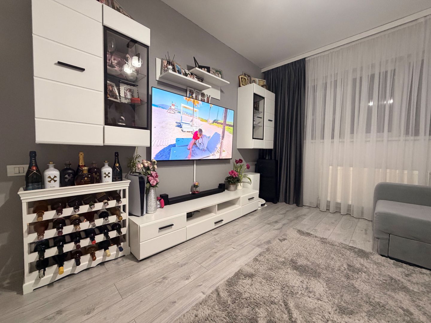 APARTAMENT 2 CAMERE | LOC DE PARCARE | MOBILAT/UTILAT COMPLET - Poză 2