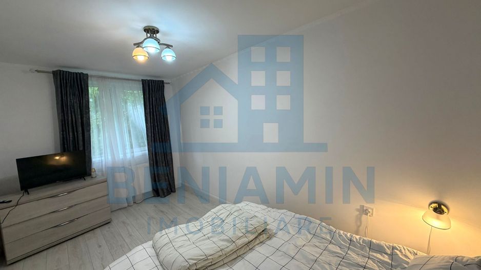 Apartament 2 camere ultracentral -str Stefan cel Mare- renovat modern - Poză 2