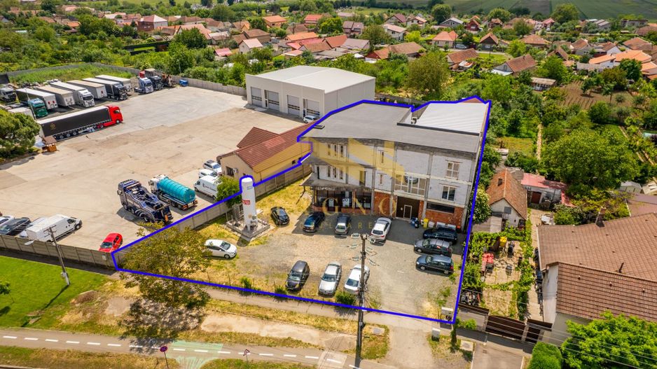 Bloc cu 12 Apartamente si Hala Industriala-Oferta Speciala/Sannicolau - Poză 1