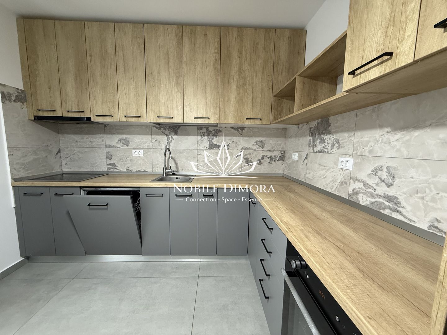 Casa moderna cu 4 camere, 2 bai, terasa si gradina de 50mp - zona Crisan - Poză 8