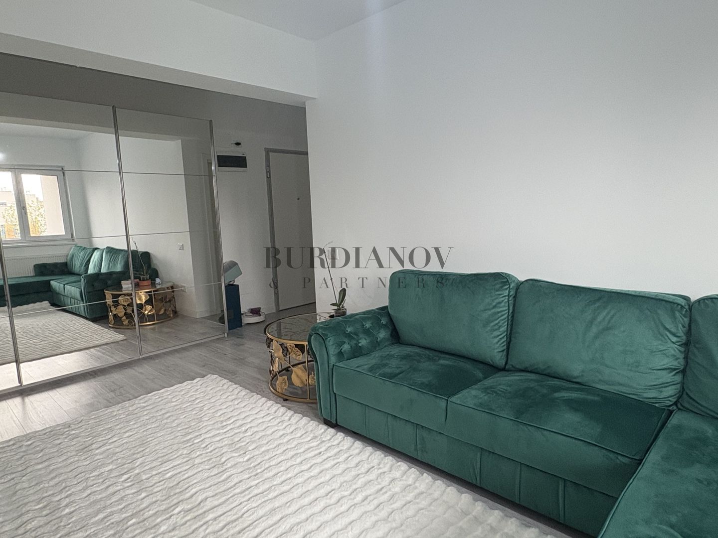 Apartament cu 2 camere de vânzare - Metrou Costin Georgian - Titan - Poză 4