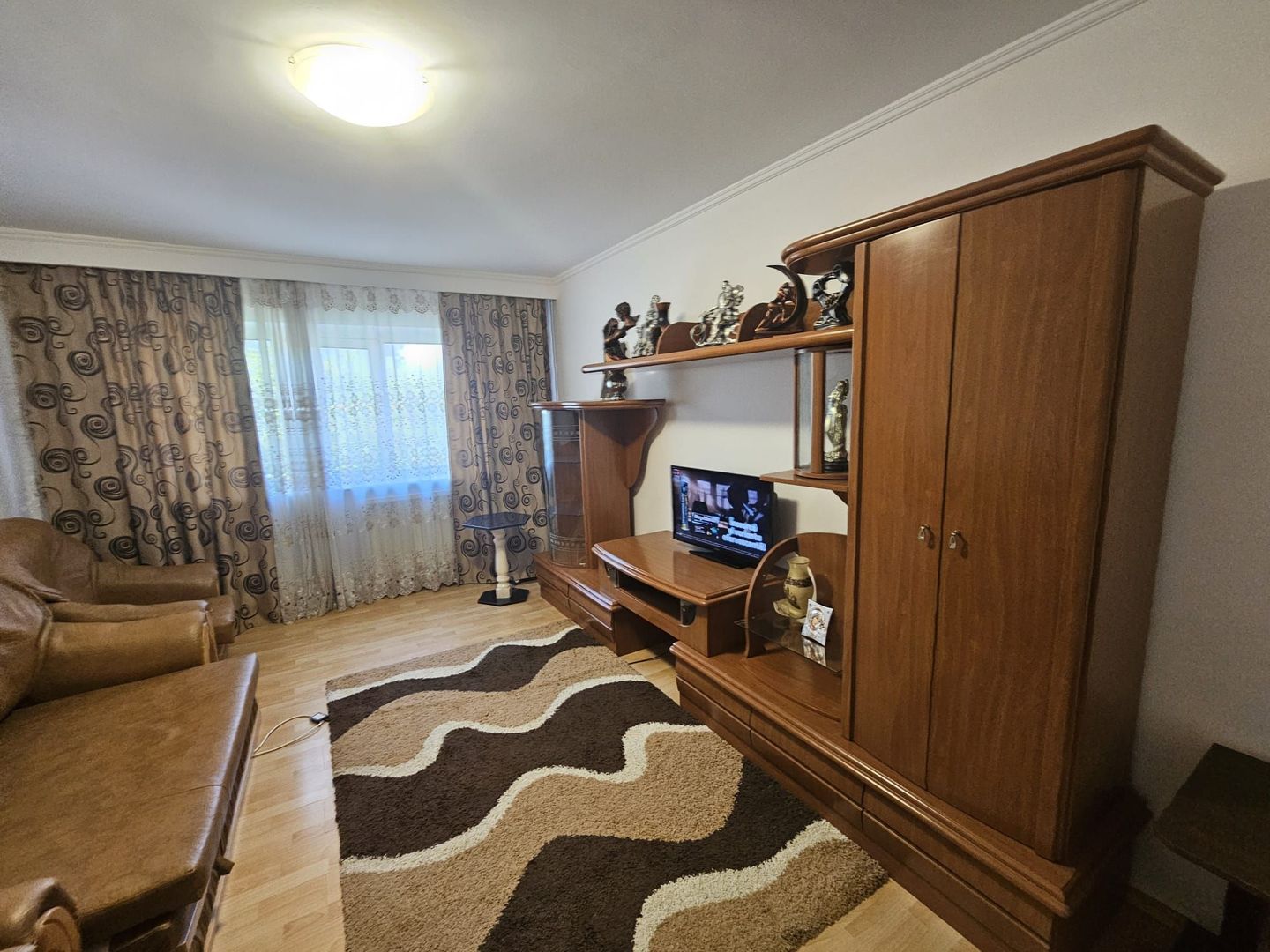 Apartament 2 camere Central - Eremia Grigorescu - Poză 1