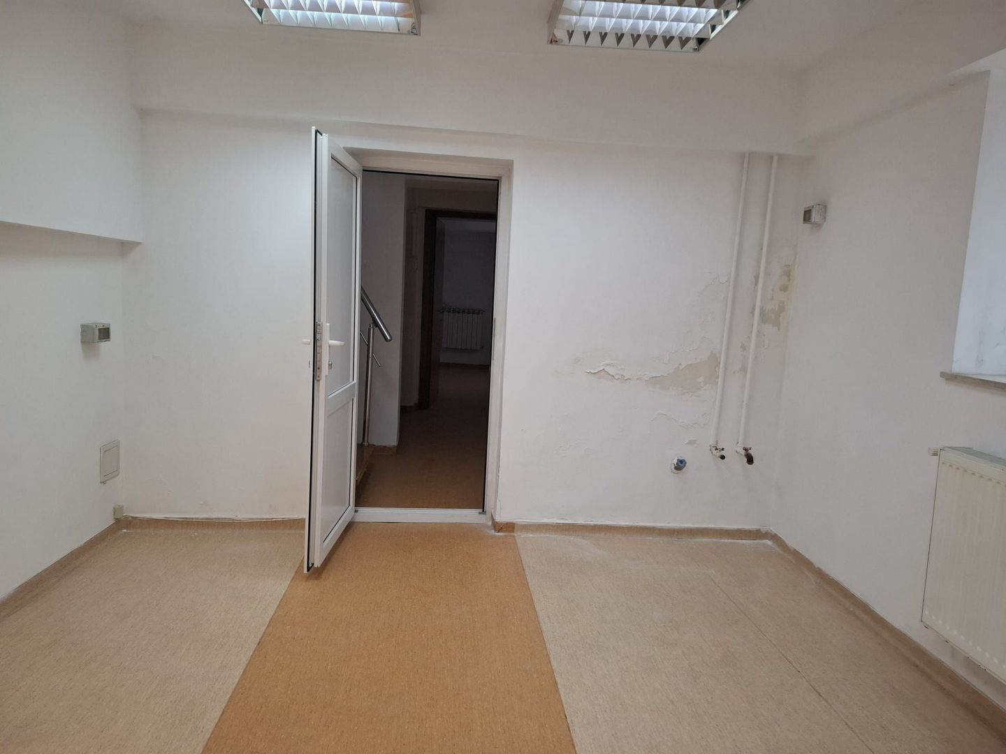 URGENT!, libera, rezidential/birou/comercial, 2 intrari, NEGOCIABIL - Poză 10
