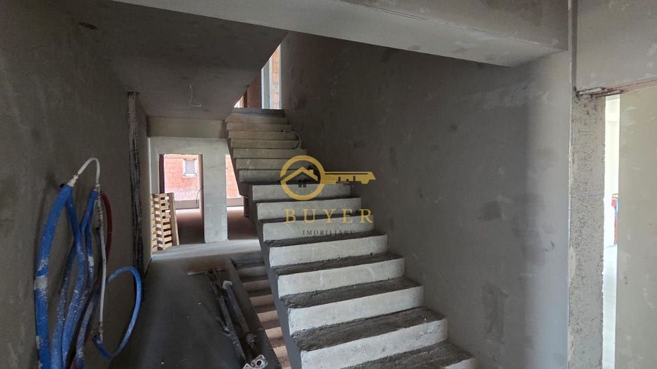 Penthouse cu 3 camere si terasa 47.60mp- Selimbar, panorama spre munti - Poză 10