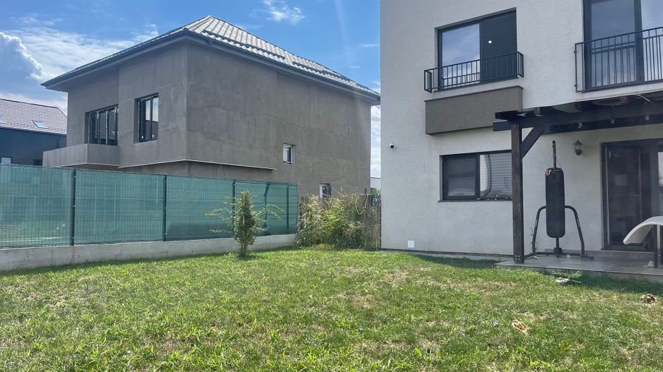 Vila individuala 4 camere, zona linistita in Tunari, Ilfov - Poză 2