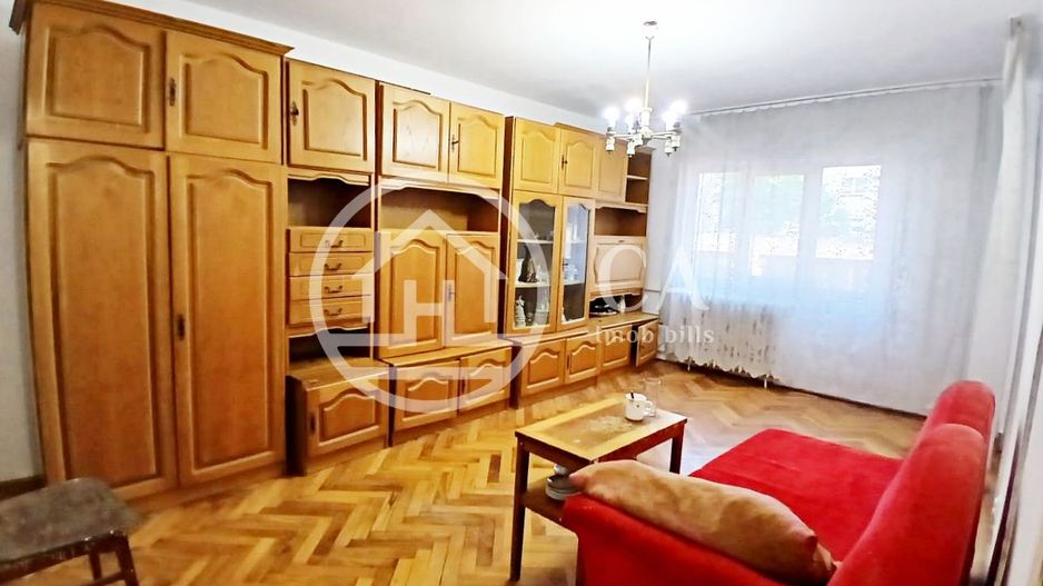 Apartament cu 3 camere de inchiriat in zona Rogerius, Oradea - Poză 1