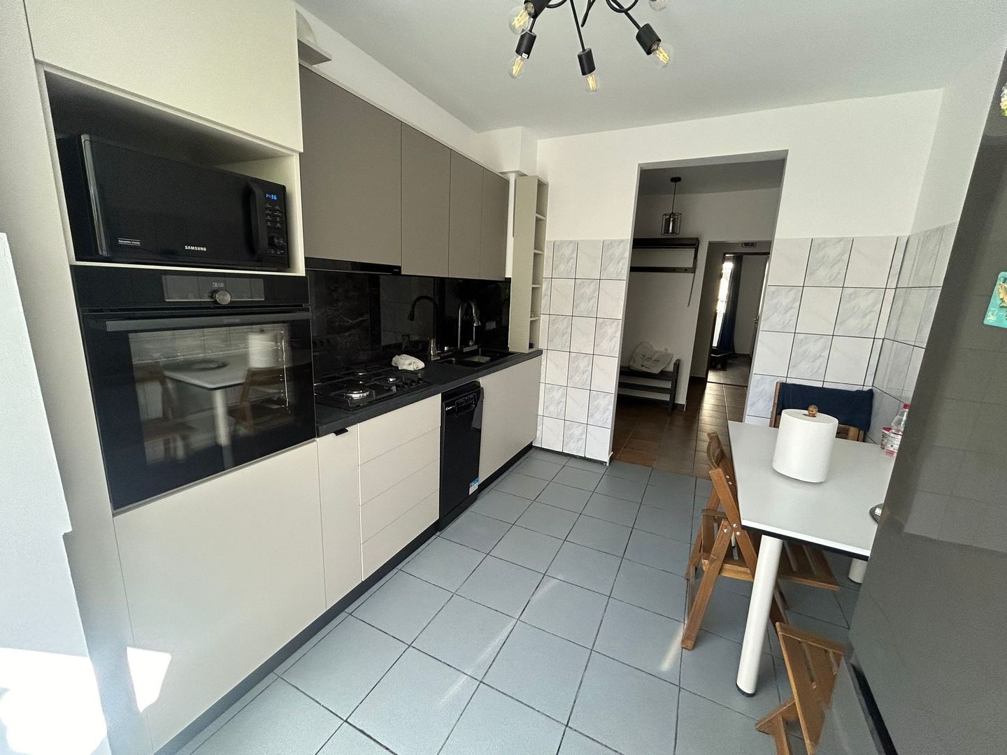 3 Camere Dristor Cu Parcare - Poză 4